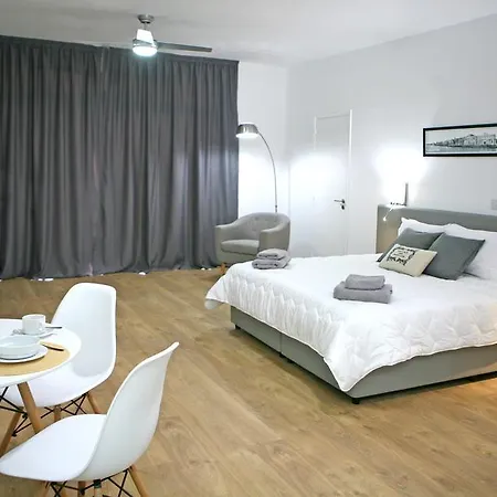 Corina Suites & Apartments Limassol Room photo