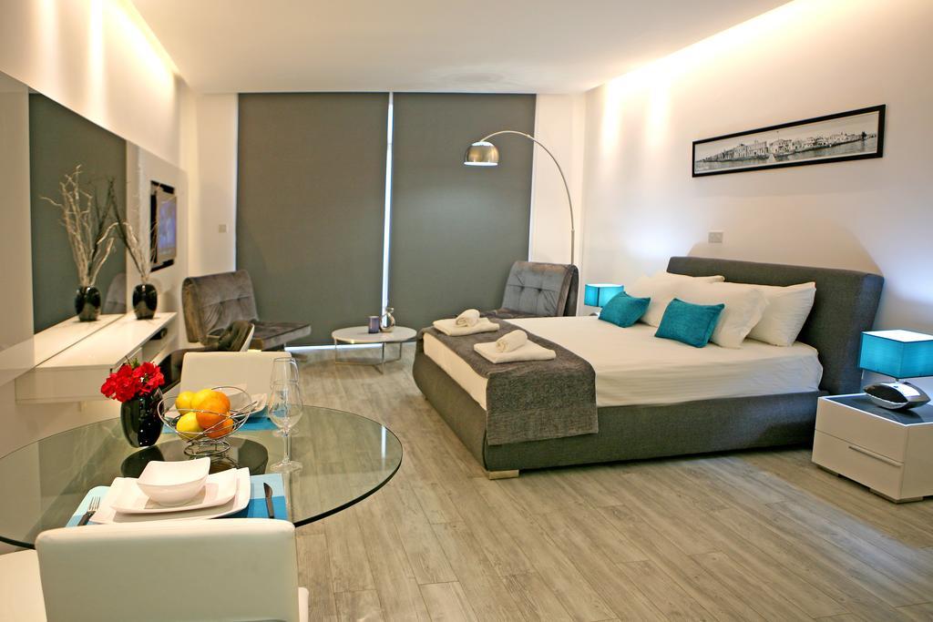 Corina & Apartament Limassol