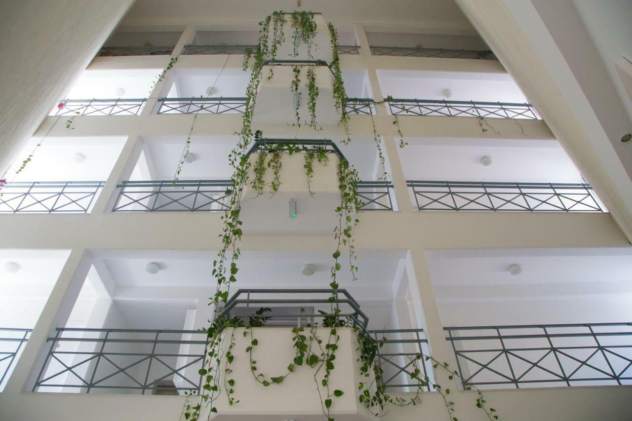Apartment Corina & Limassol